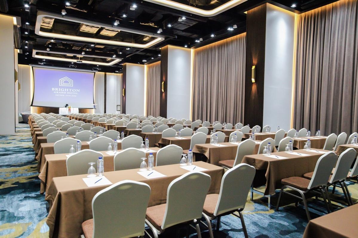 Brighton Grand Hotel Pattaya - Sha Extra Plus Eksteriør billede The Grand Ballroom