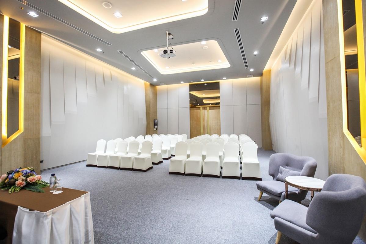 Brighton Grand Hotel Pattaya - Sha Extra Plus Eksteriør billede Meeting room